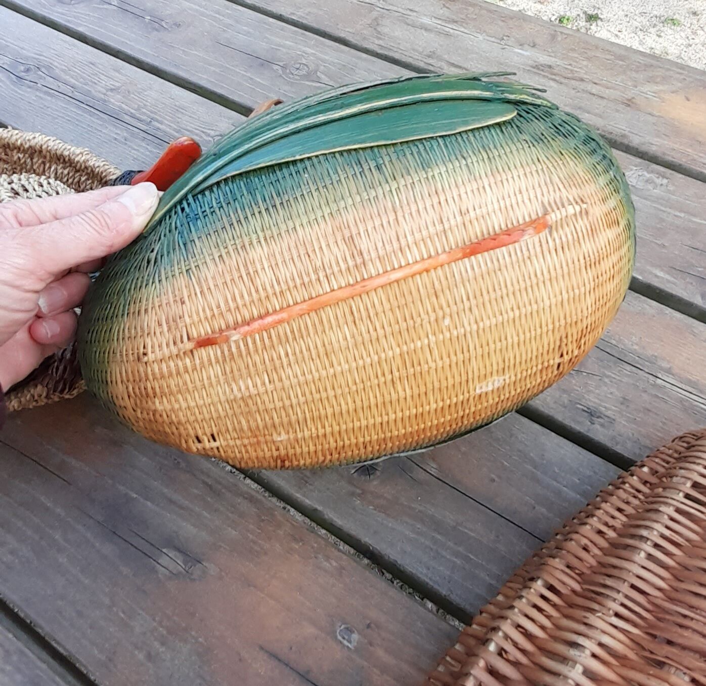 Lot of 4 baskets in baskets