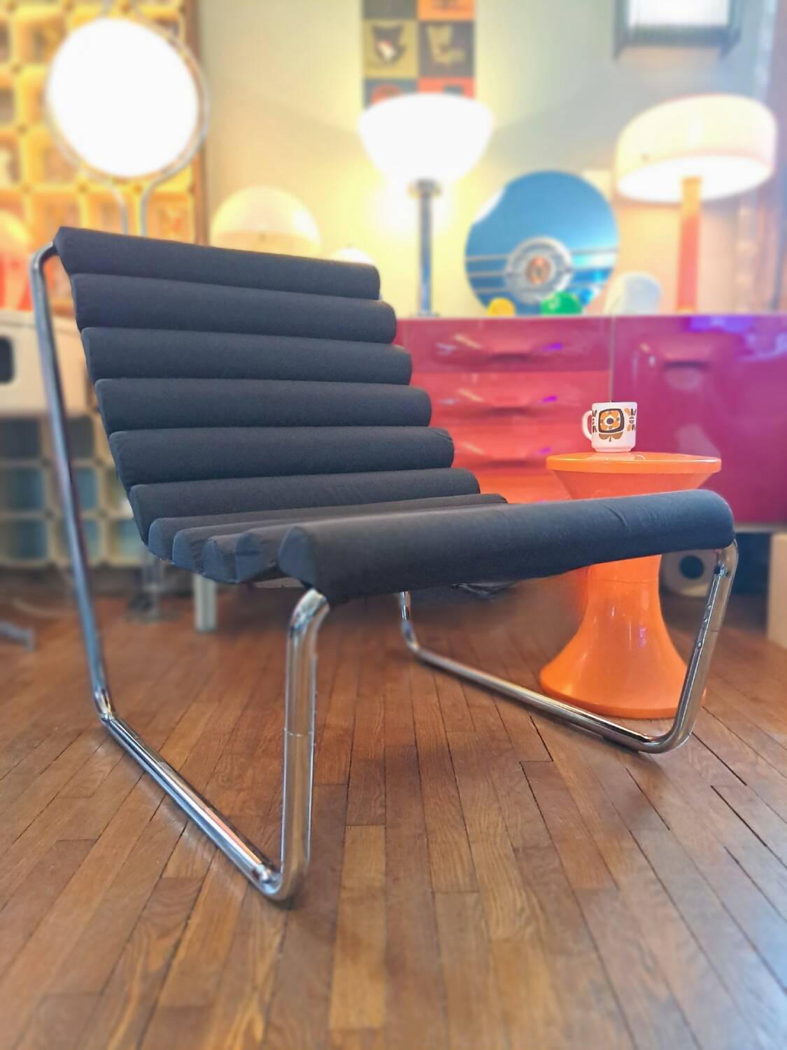 Fauteuil suspendu
"boudins" Dlg Michel BOYER1970