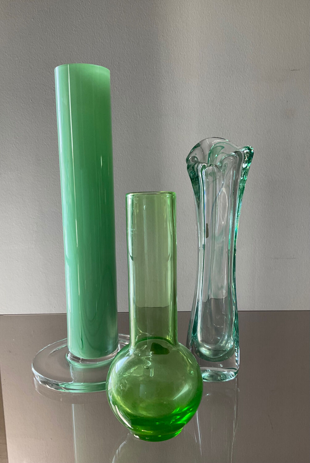 Trio of vintage vases in glass paste and crystal