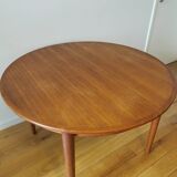 Scandinavian teak dining table signed Johannes Andersen for MSK Mobler