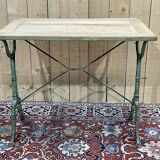 Bistro table from the beginning of the 20th century, oak top and cast iron base