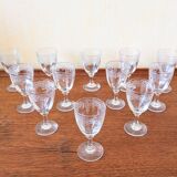 Verres anciens en cristal gravées