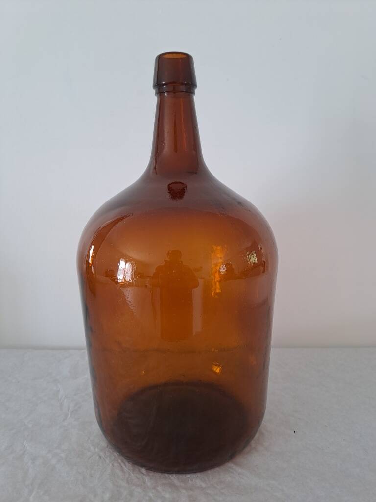Grande bouteille en verre