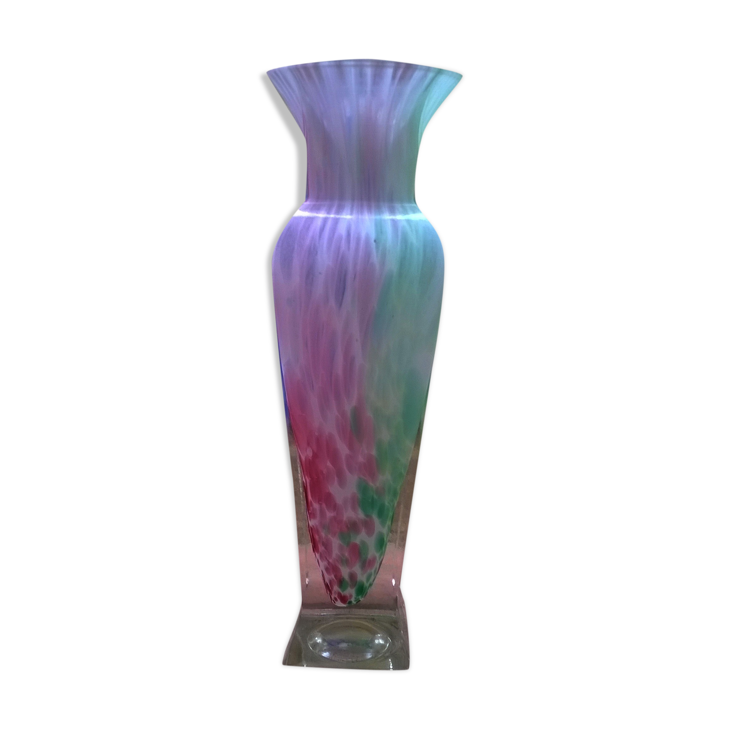 Vase with décor