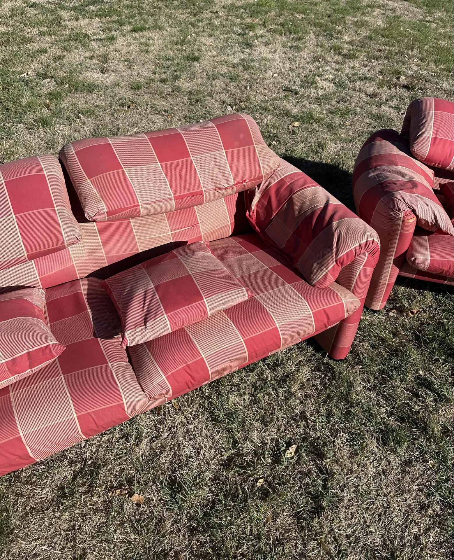 3-seater sofa and 2 armchairs Cassina Maralunga by Vico Magistretti