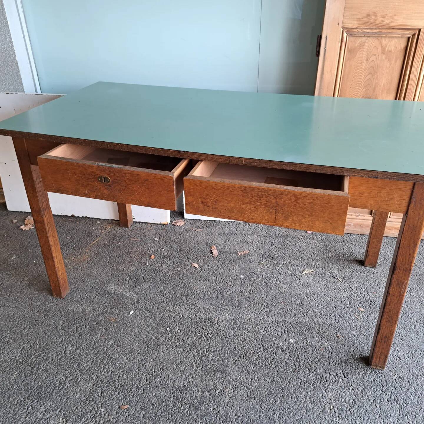 Table de réfectoire