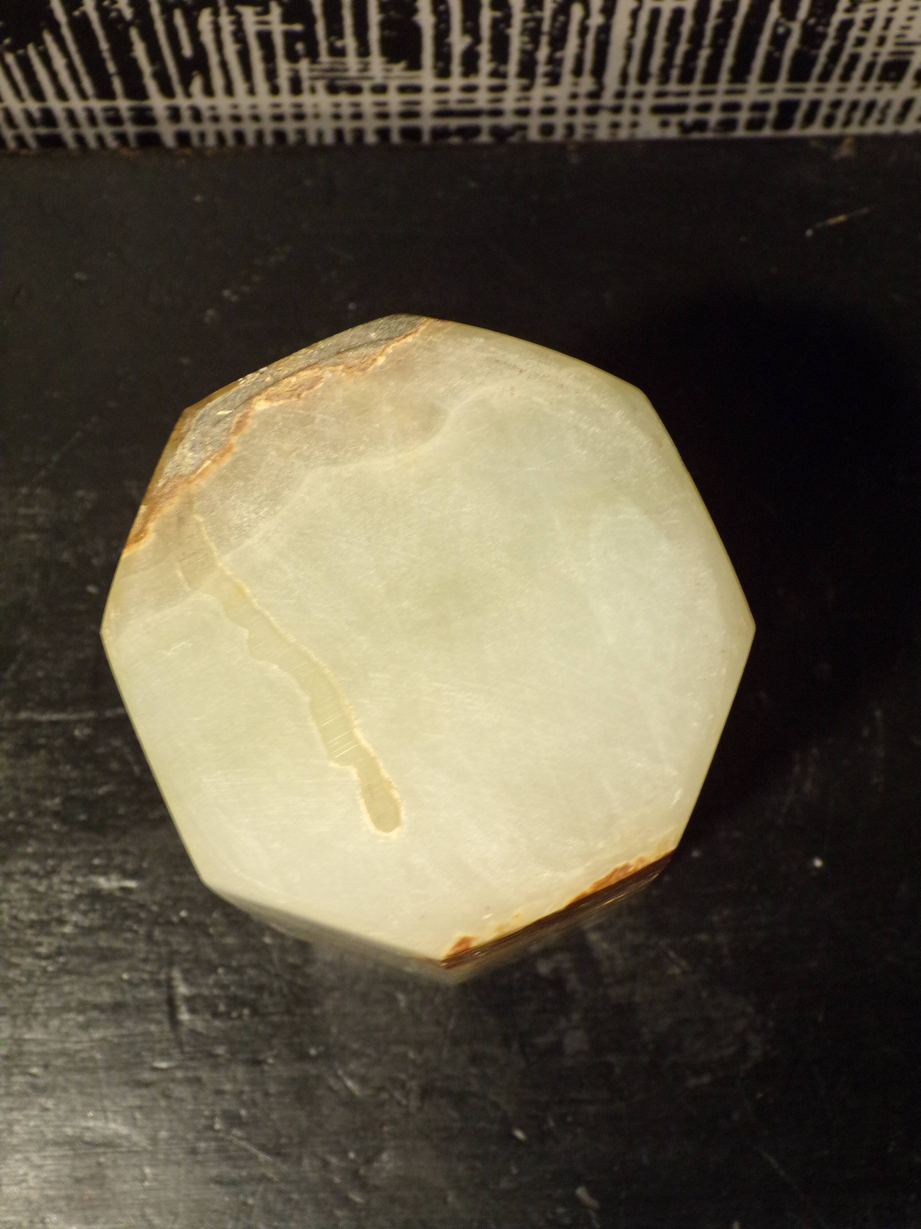 Octagonal onyx vase, h=16cm