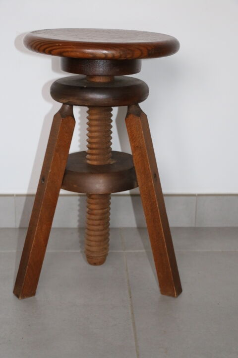 Tripod wood screw stool 1950
