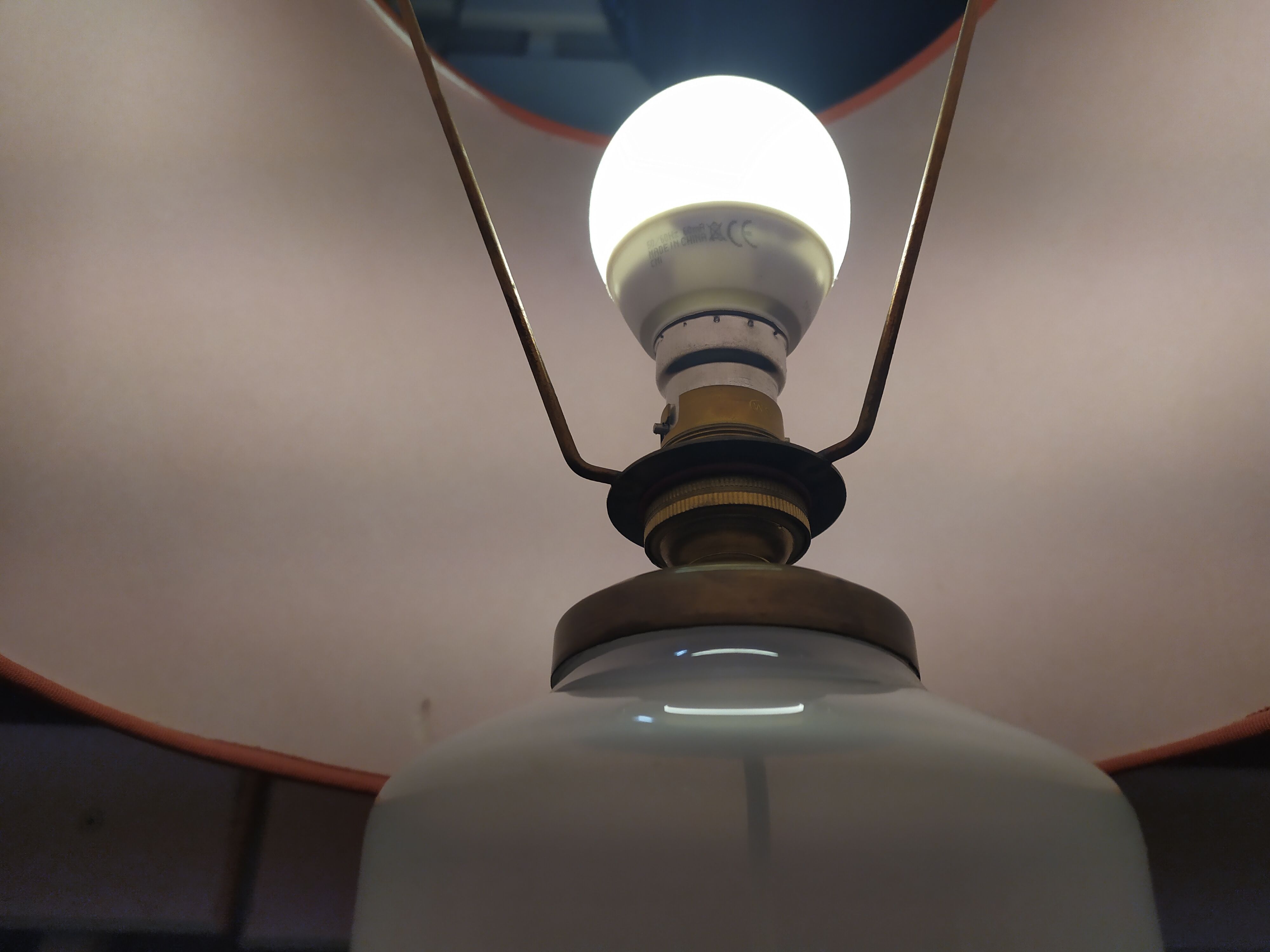 Vintage opalin glass table lamp