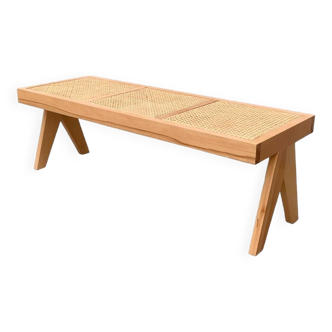 Banc en bois et cannage