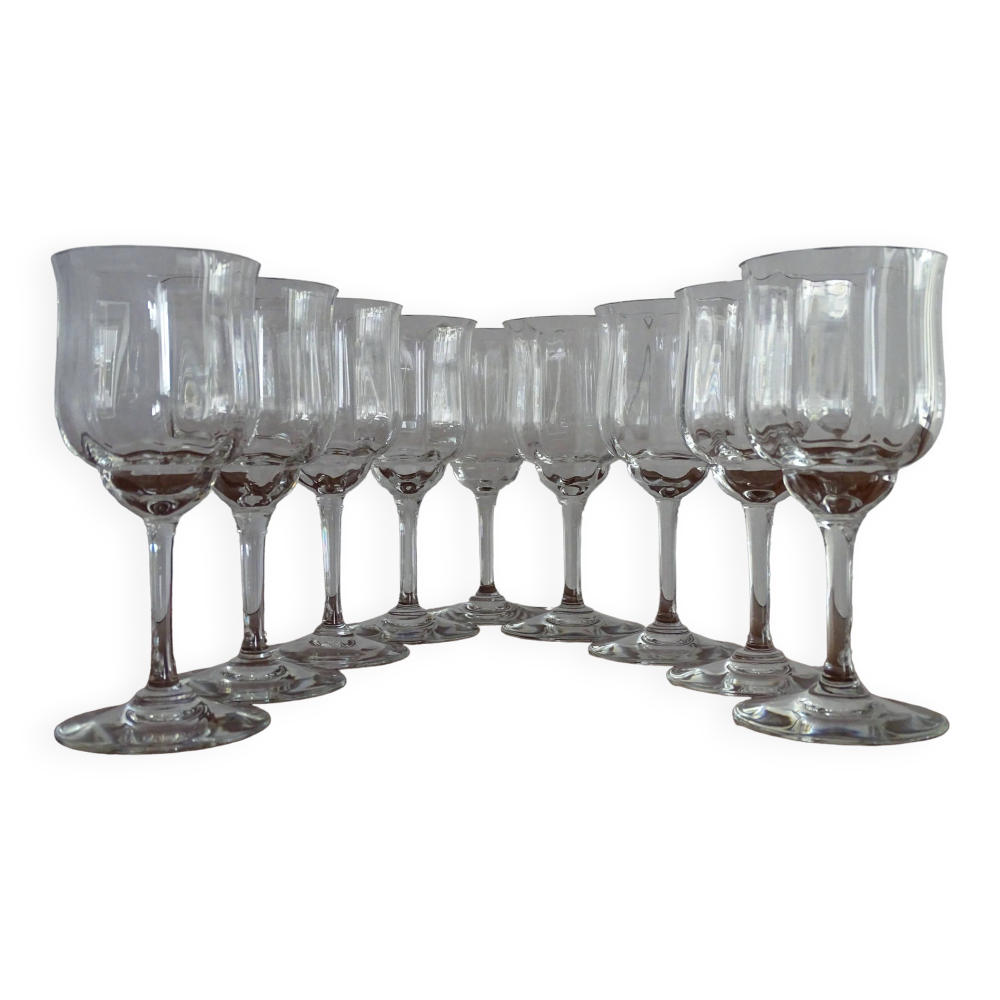 9 Baccarat crystal red wine glasses, Capri model, signed - 15 cm