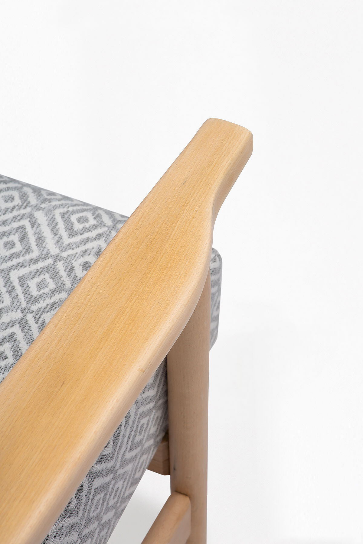 Pair of B-7727 armchairs from the 1970s.