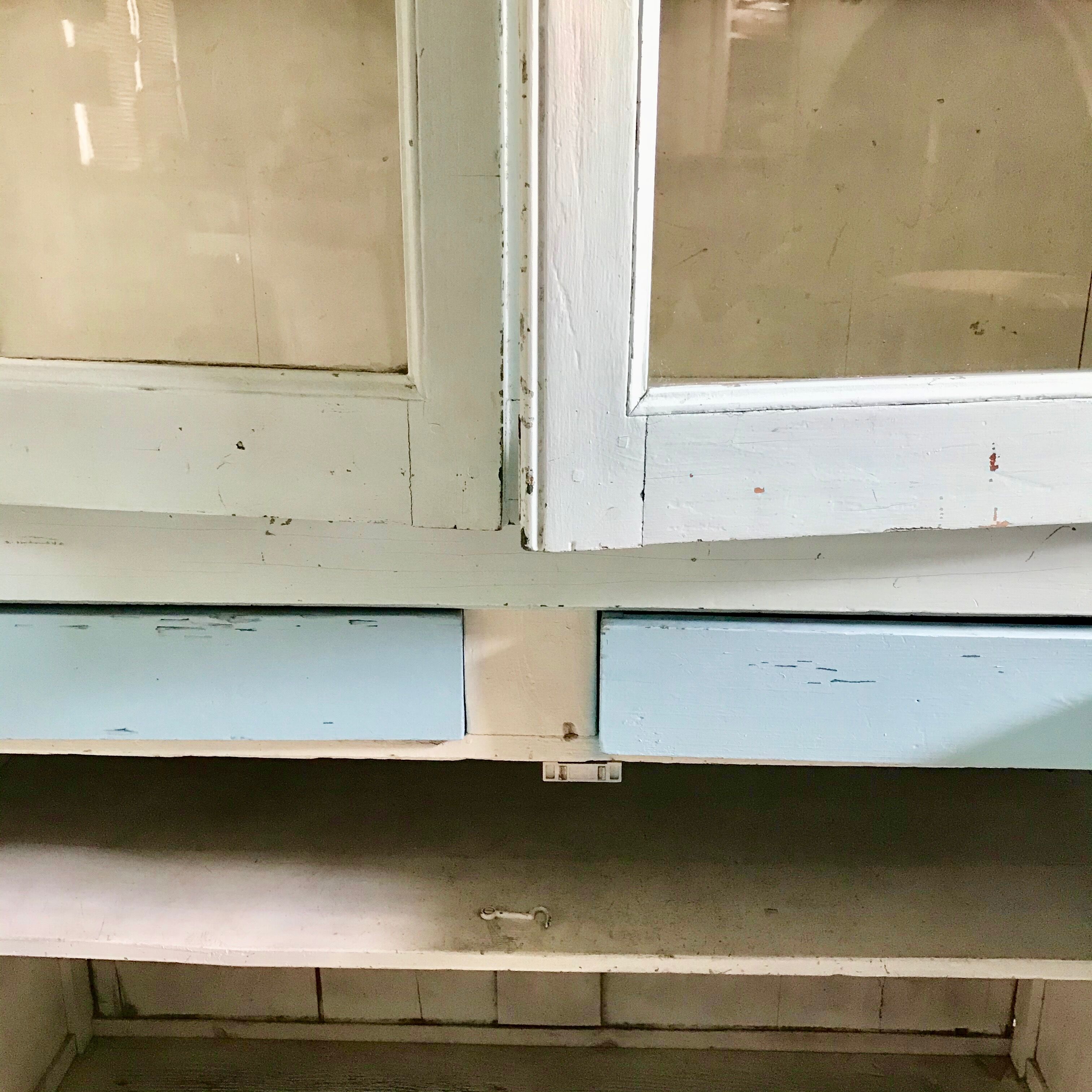 Early 20th century China buffet