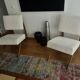 Paire de fauteuils en noyer Adrian Pearshall