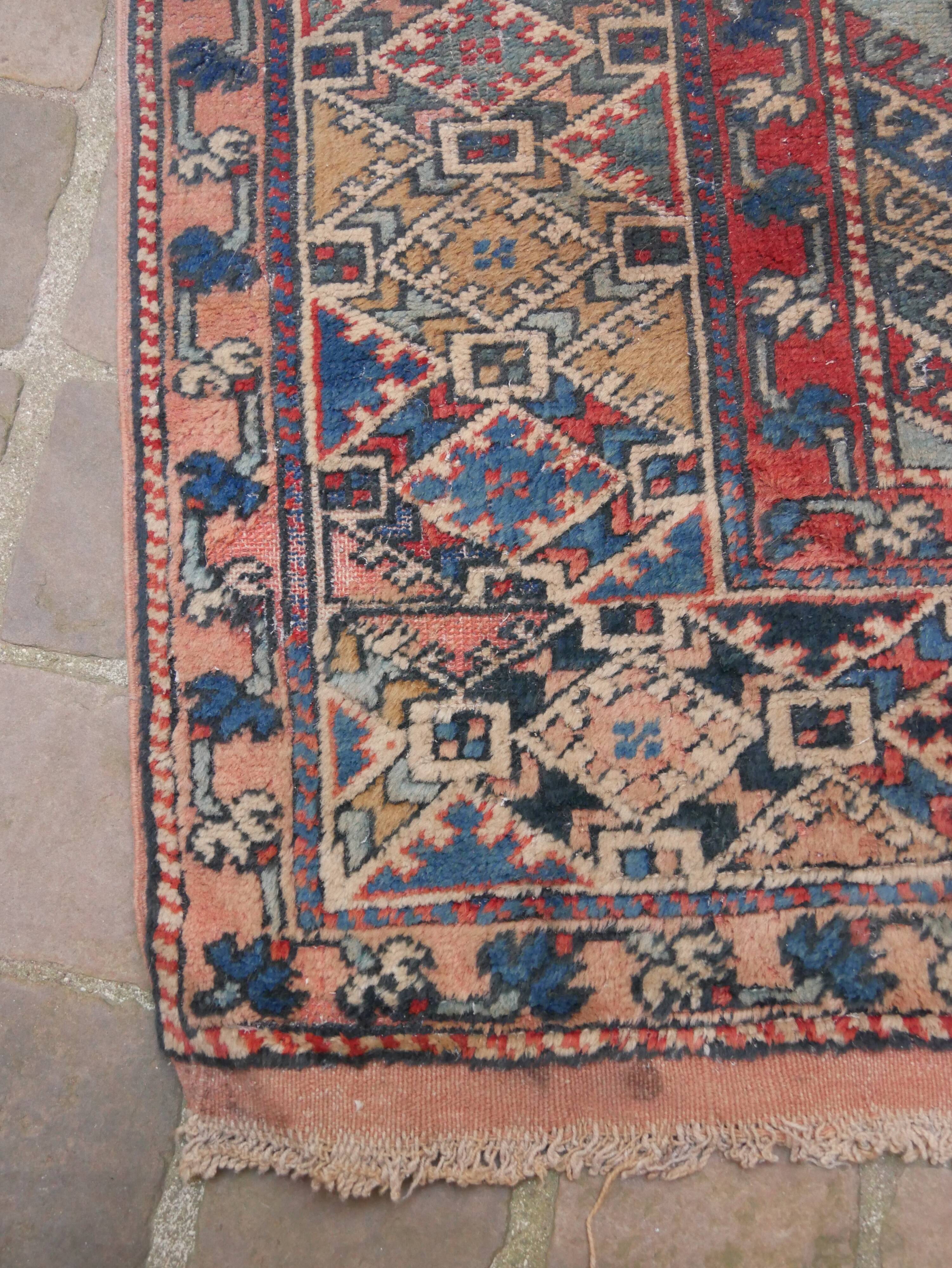 Oriental carpet handmade Turkish Vintage Bergamo