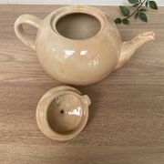 Niderviller teapot