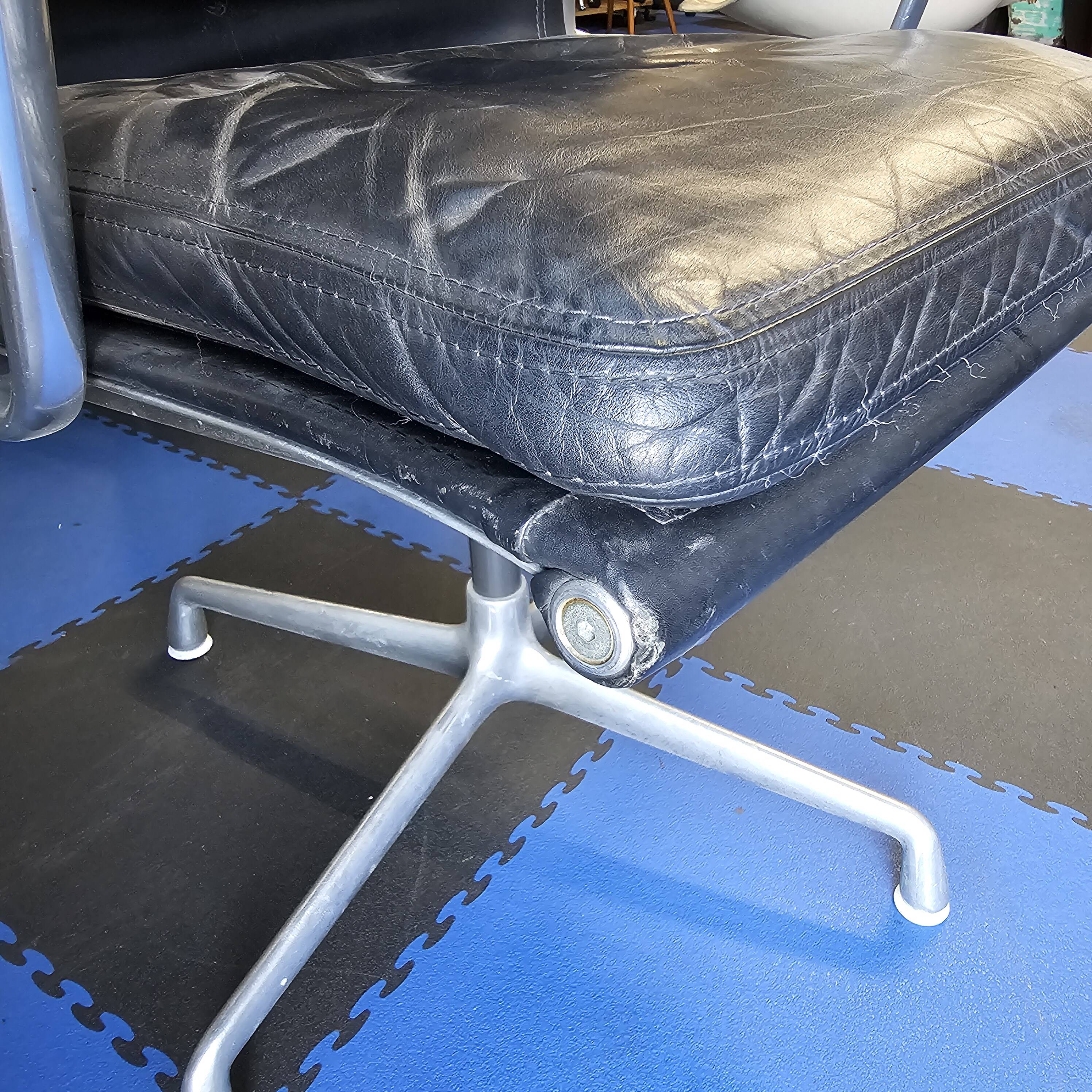 Black Herman Miller Original Eames EA408S ‘Soft Pad’ Desk Aluminium Chair