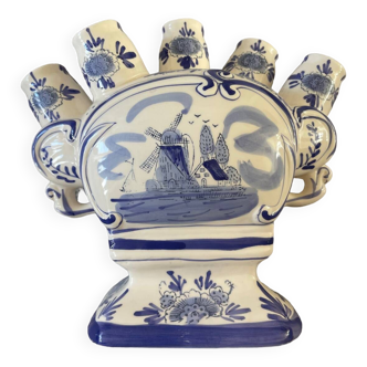 Dutch tulip vase from Delft