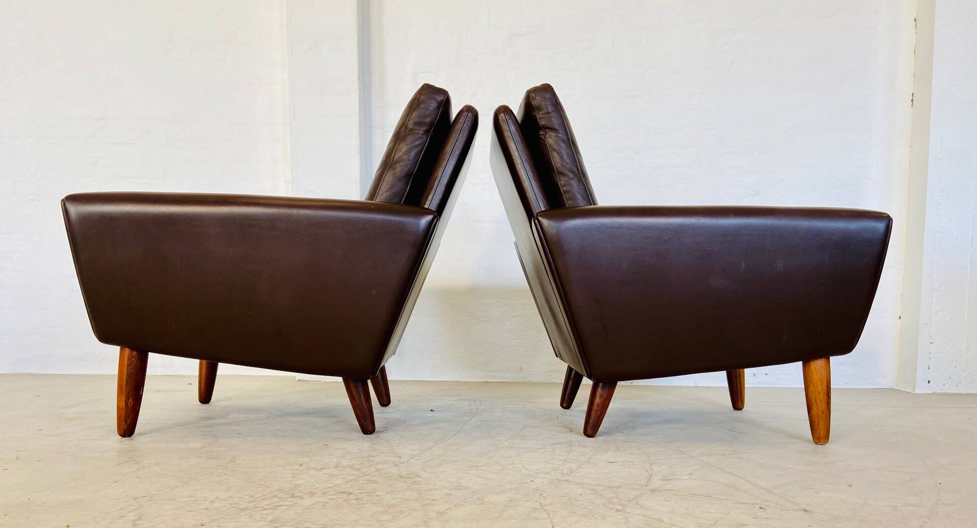 Vintage retro danish mid-century g. thams club chairs in coco brown leather