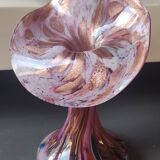 Volubilis vase in Murano glass. Pink speckled background. Height 21 cm.