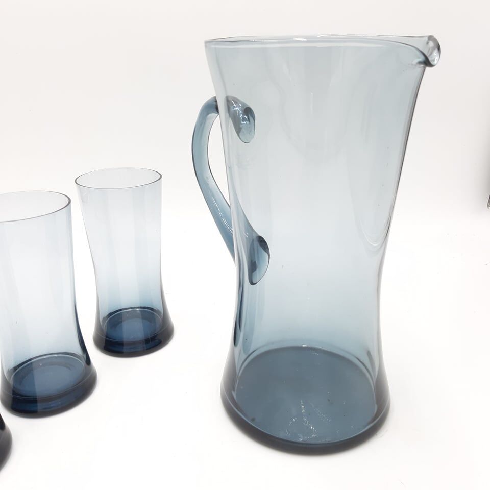 Vintage blue orangeade service