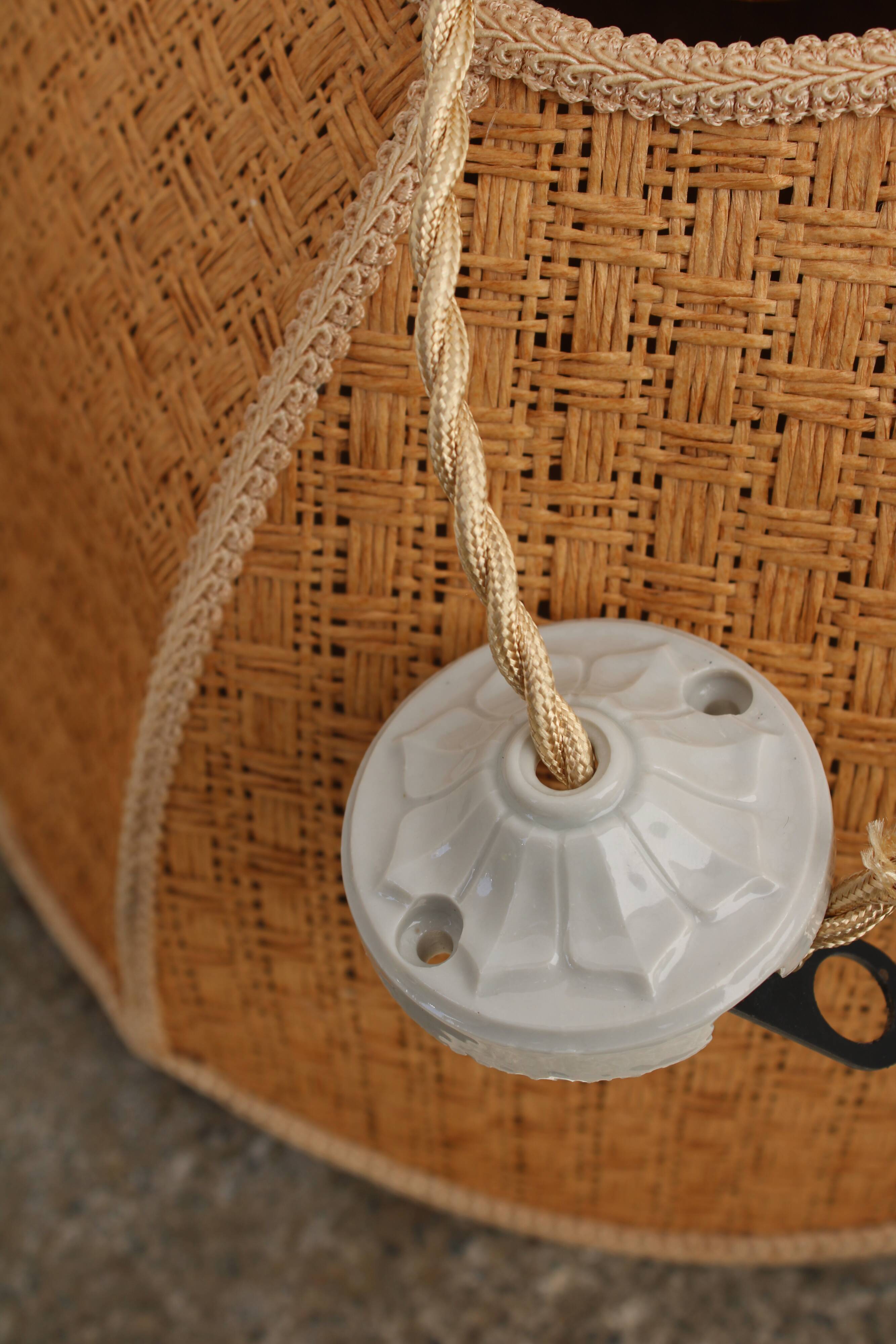 Realectrified rattan flower suspension