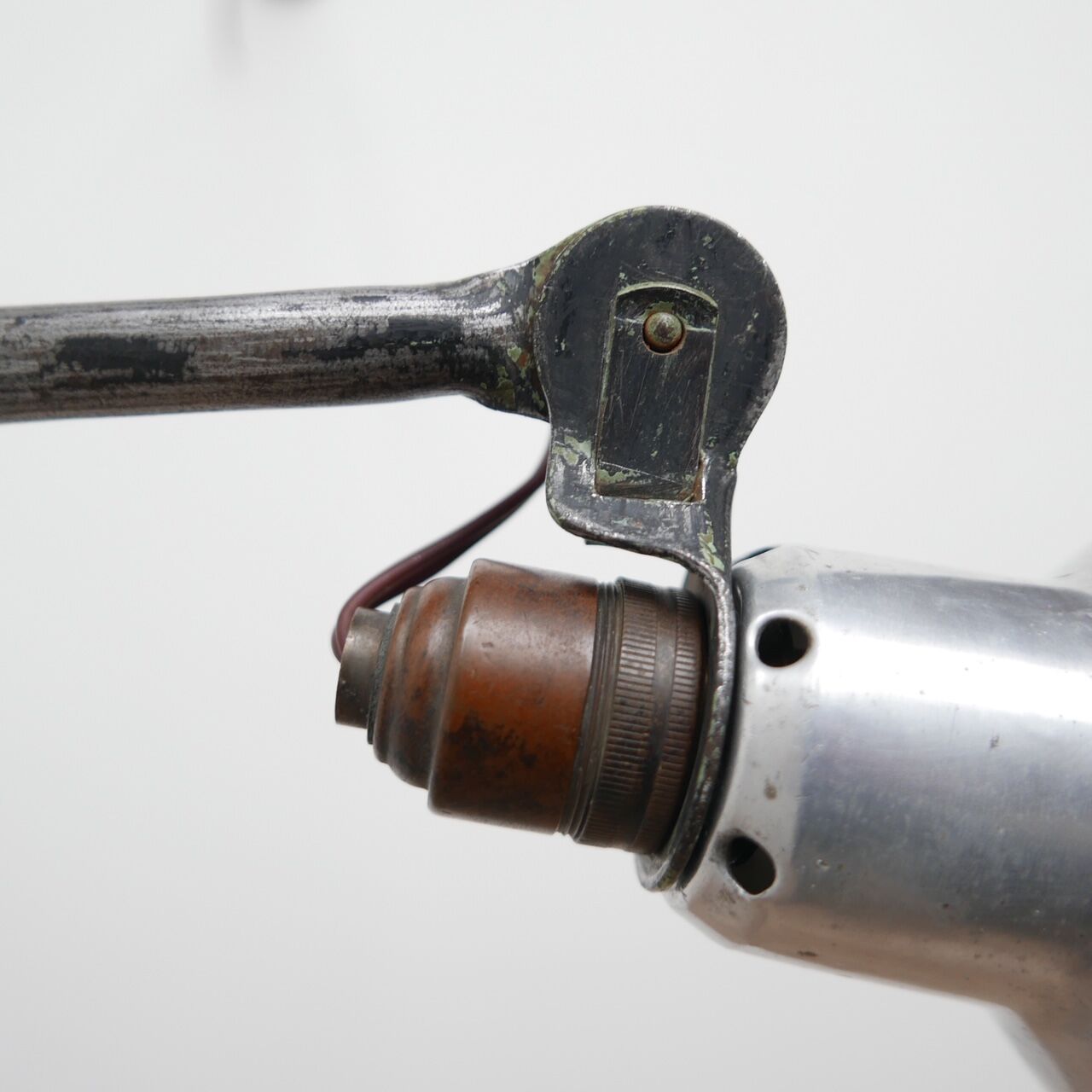 Lampe murale réglable Bernard-Albin Gras Model 310