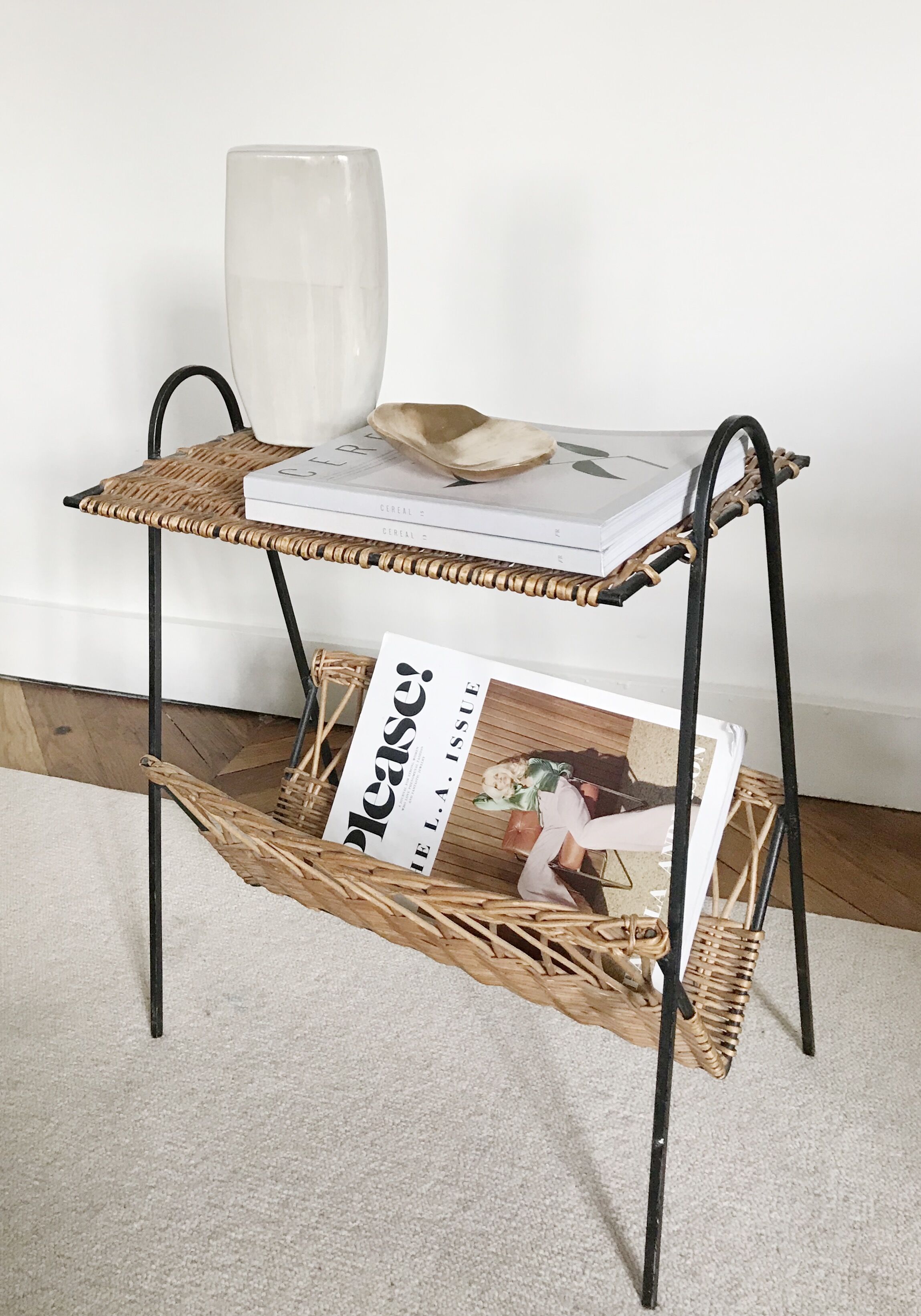 Table metal and wicker, 1950.