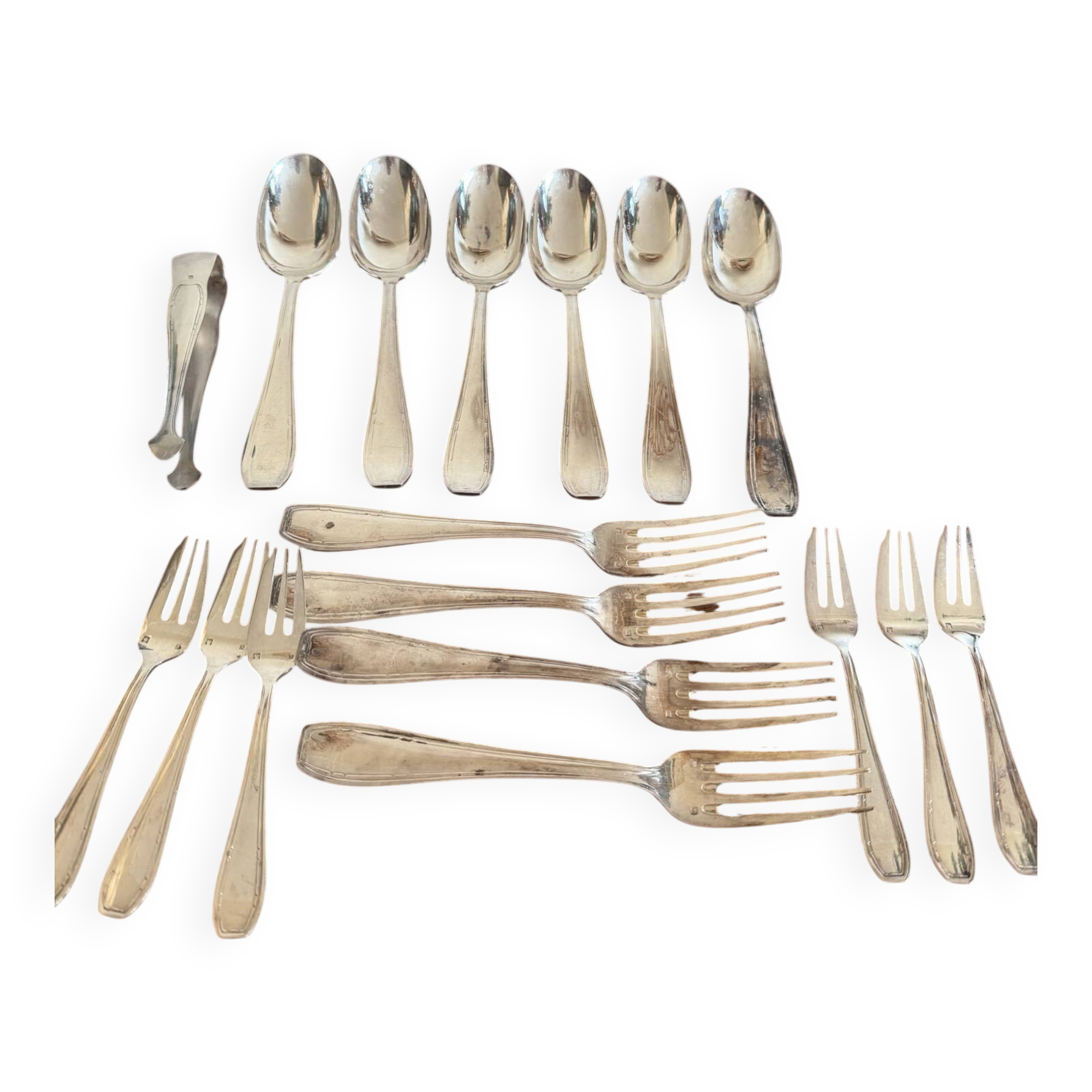 Set of silver-plated cutlery