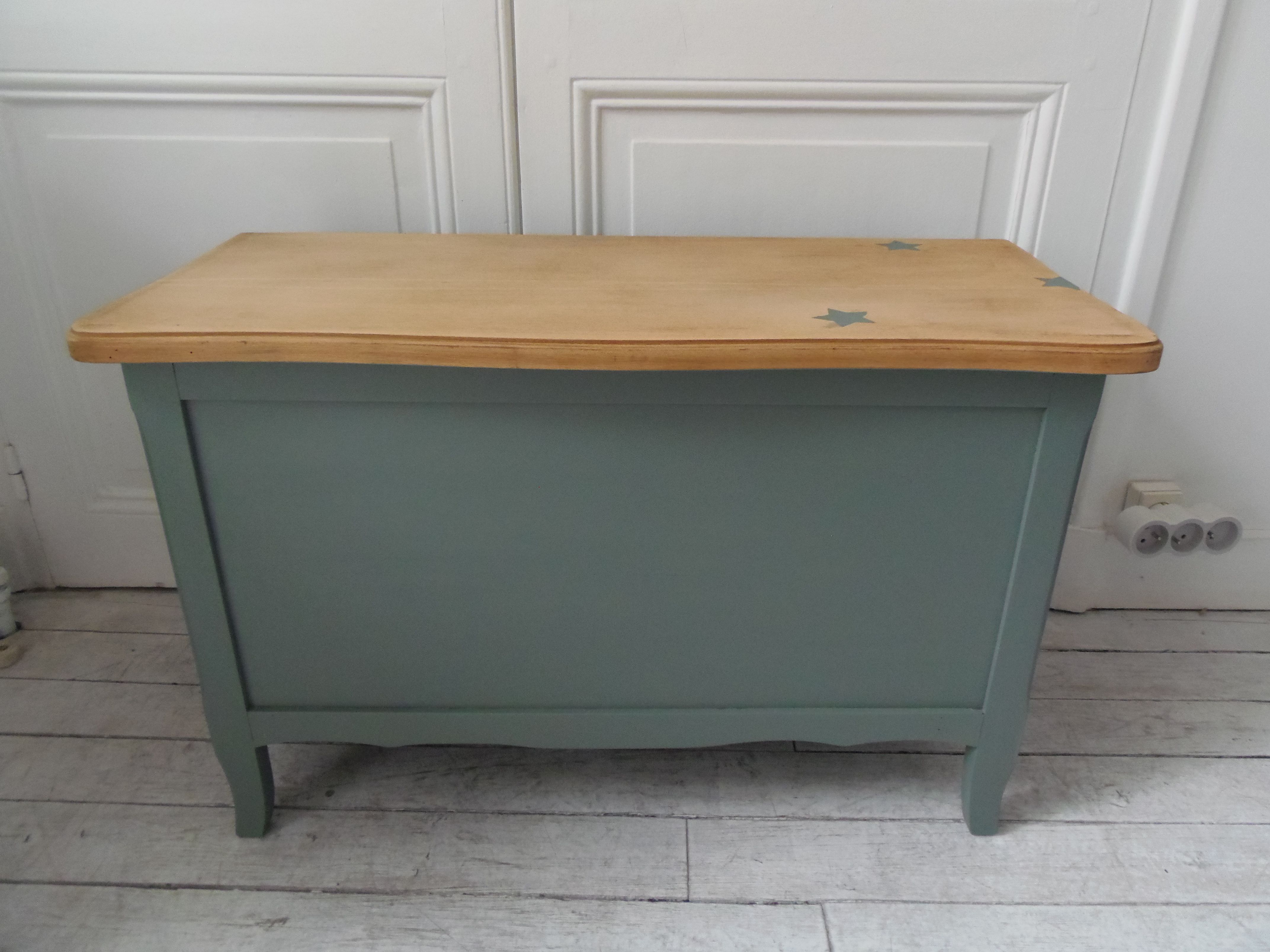 Vintage toy chest green of gray waxed finish, waxed top medium oak.