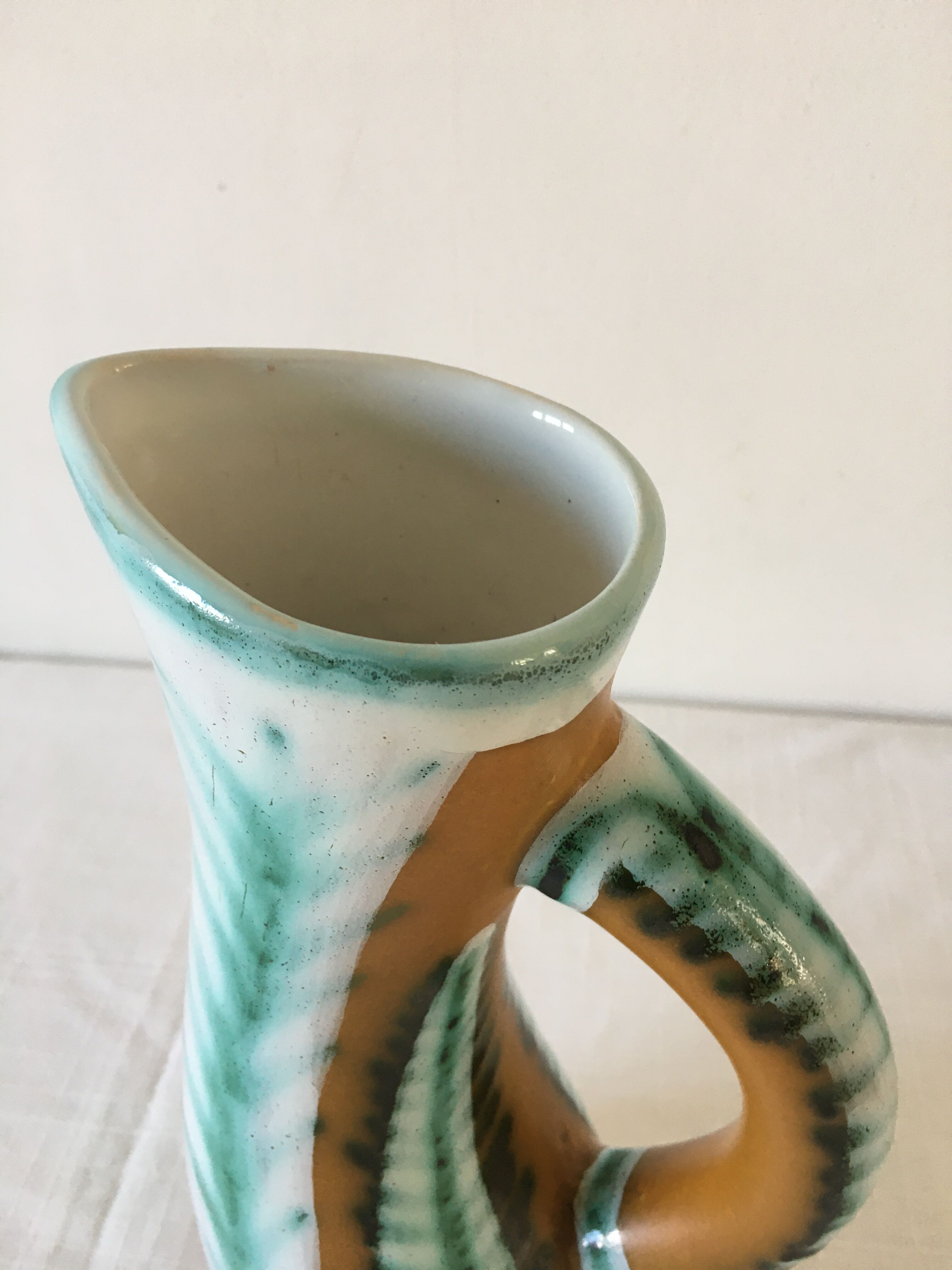 Pitcher Toul'Hoat Keraluc