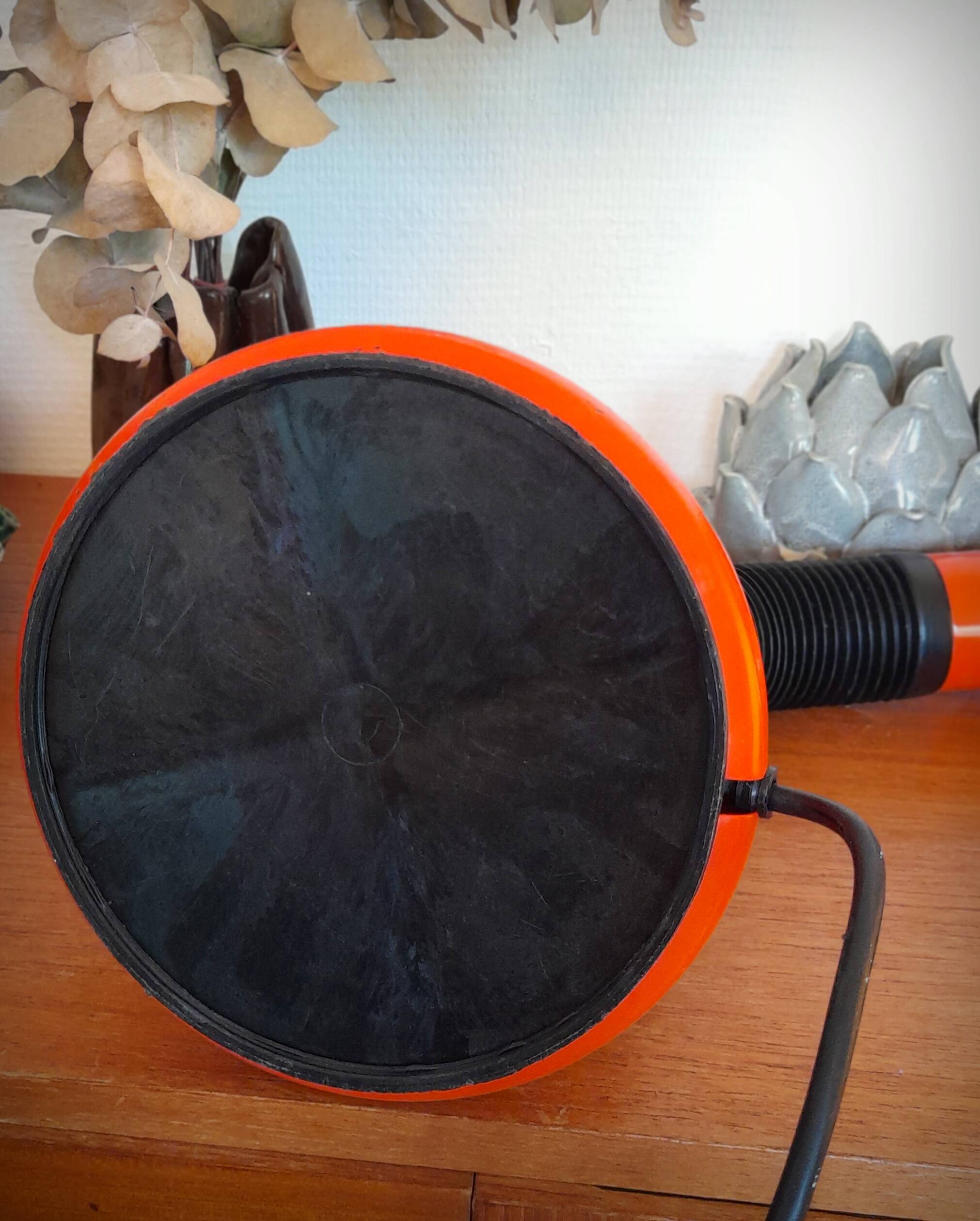 Elbow lamp by E. Bellini for Targetti Sankey. Italy, 1970s