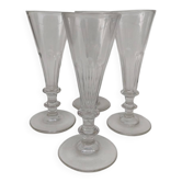 4 flûtes à champagne en verre, XIX ème siècle.