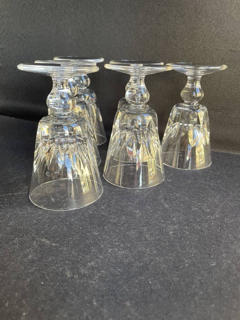 6 saint louis wine glasses jersey service