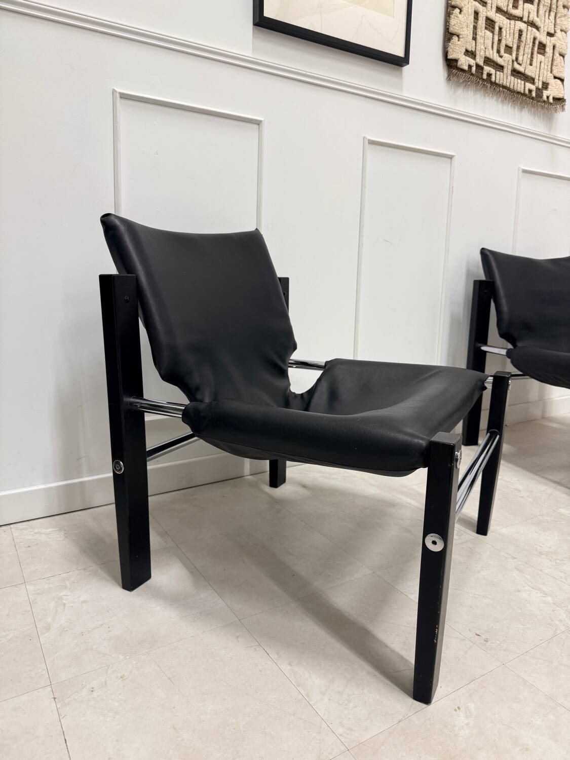 Paire de fauteuils + table ARKANA Maurice Burke