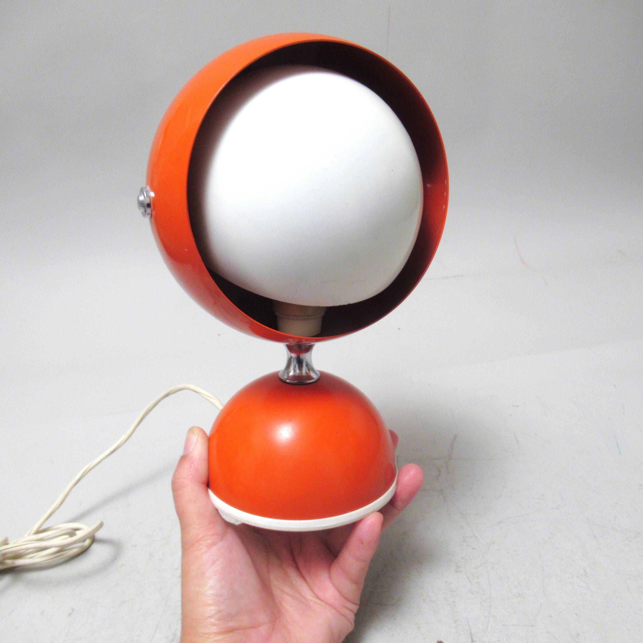 Italian ball lamp from the 1960s