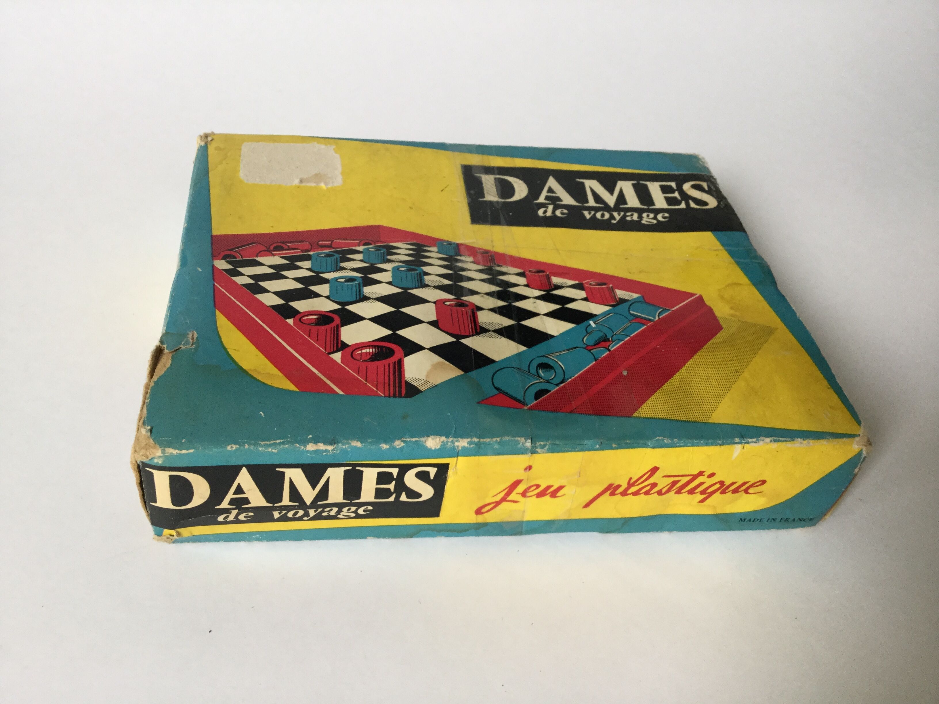 Ancien jeu de dames de voyage