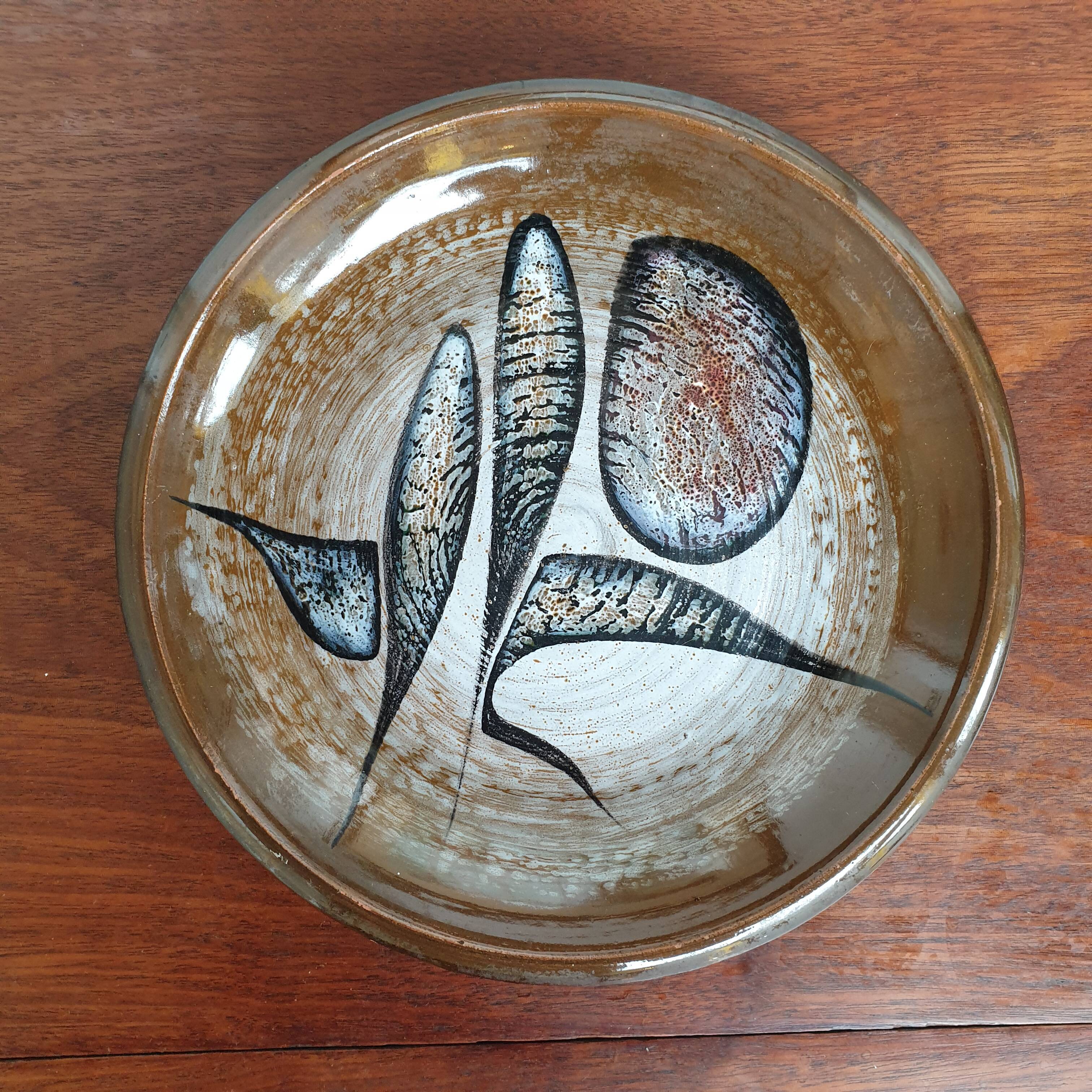 St. paul's ceramic pottery plate