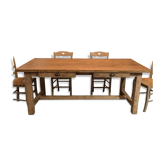 Superb restored antique farmhouse table in solid oak – seats 8 people.