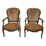 Paire de fauteuils de style Louis XV en hêtre du XXème