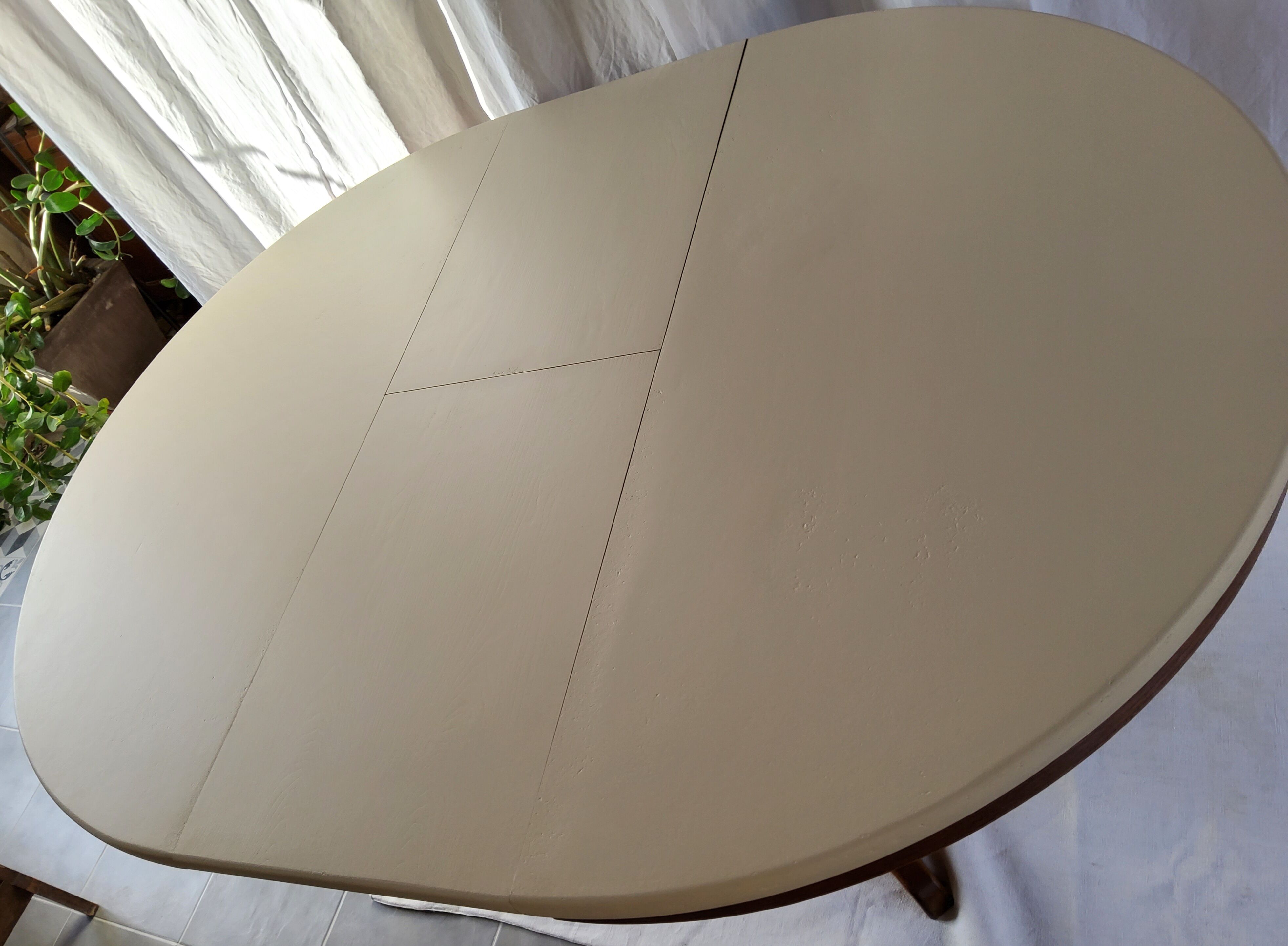 Expandable Roundtable