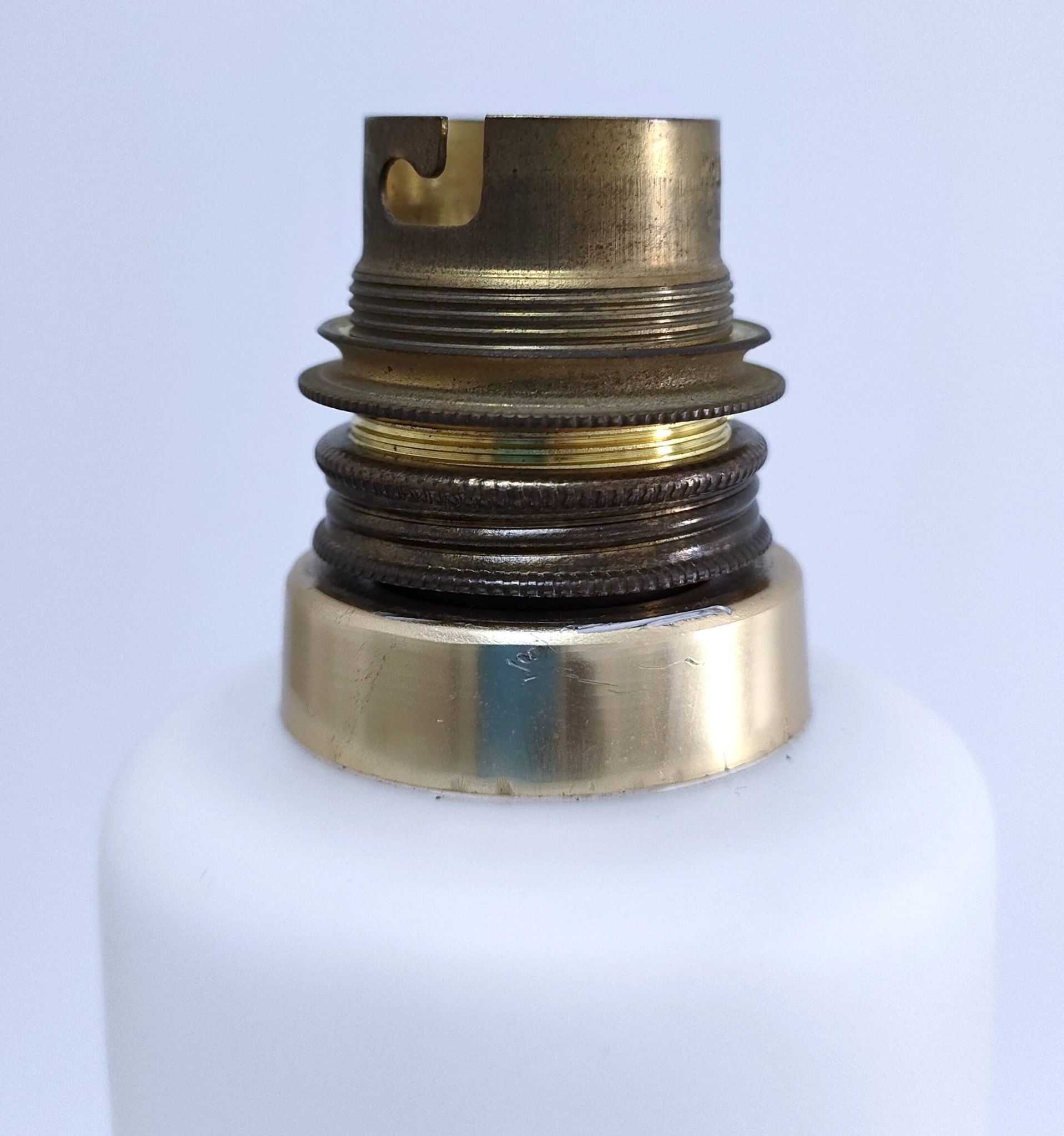 Pied de lampe opaline frise fleurs stylisées années 70