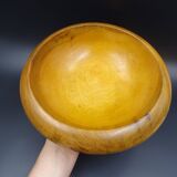 Wooden dish signed E - Circa 1960-1970