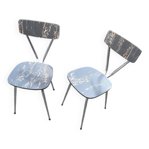 Chaises en formica