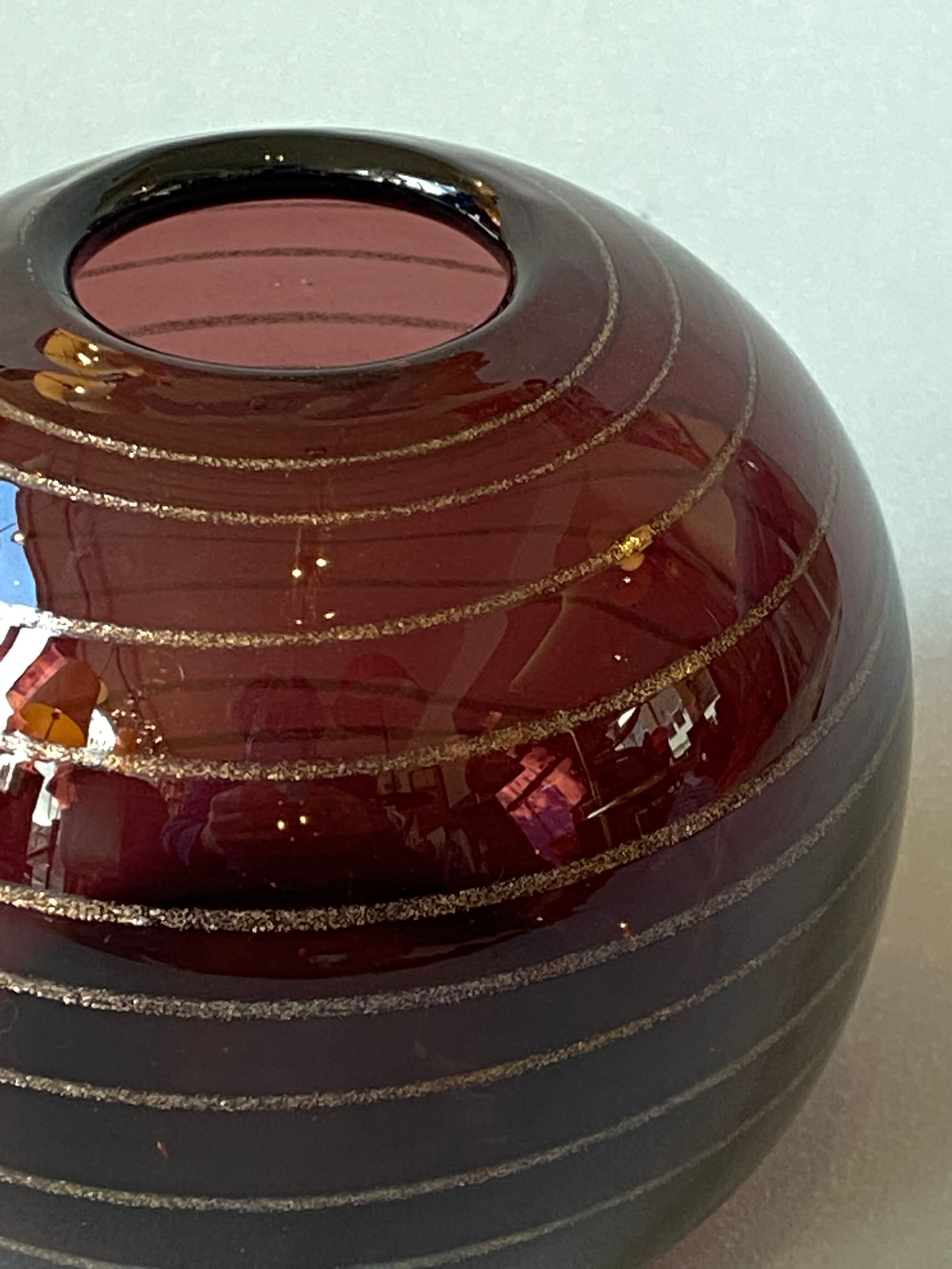 Vase En Verre Soufflé Robert Pierini Biot - Overlay Bleu Iridisé - 1986