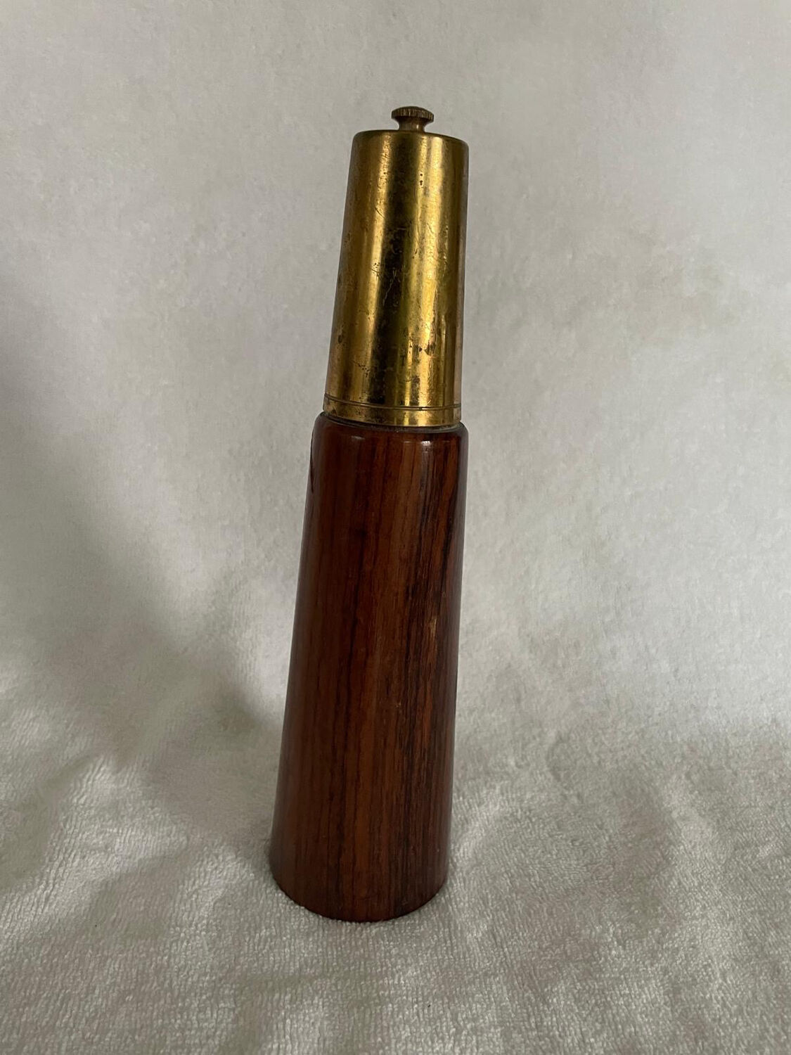 Pepper mill, Italian, vintage, in rosewood and copper.