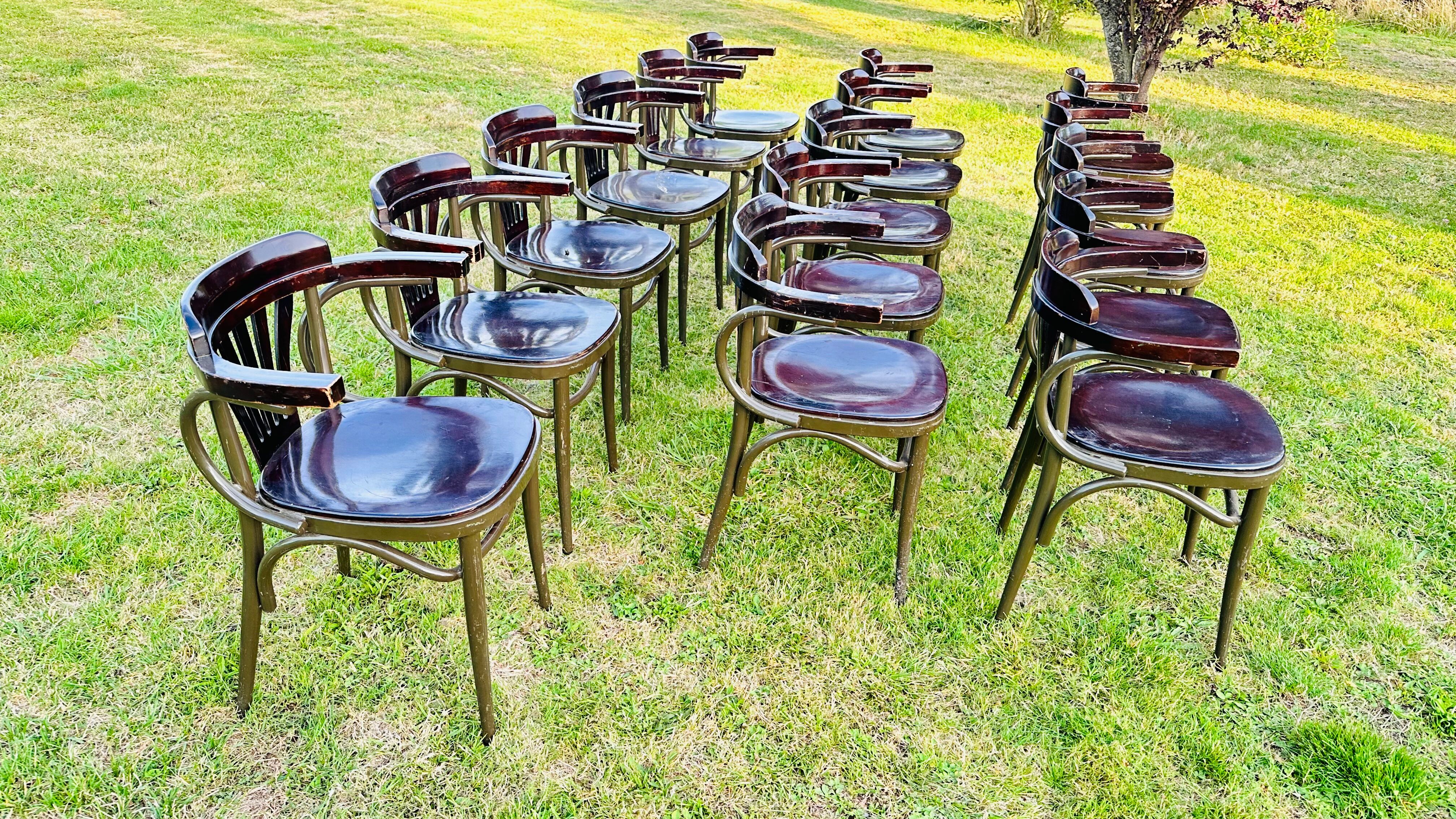 16 Unique Bistro chairs with metal legs