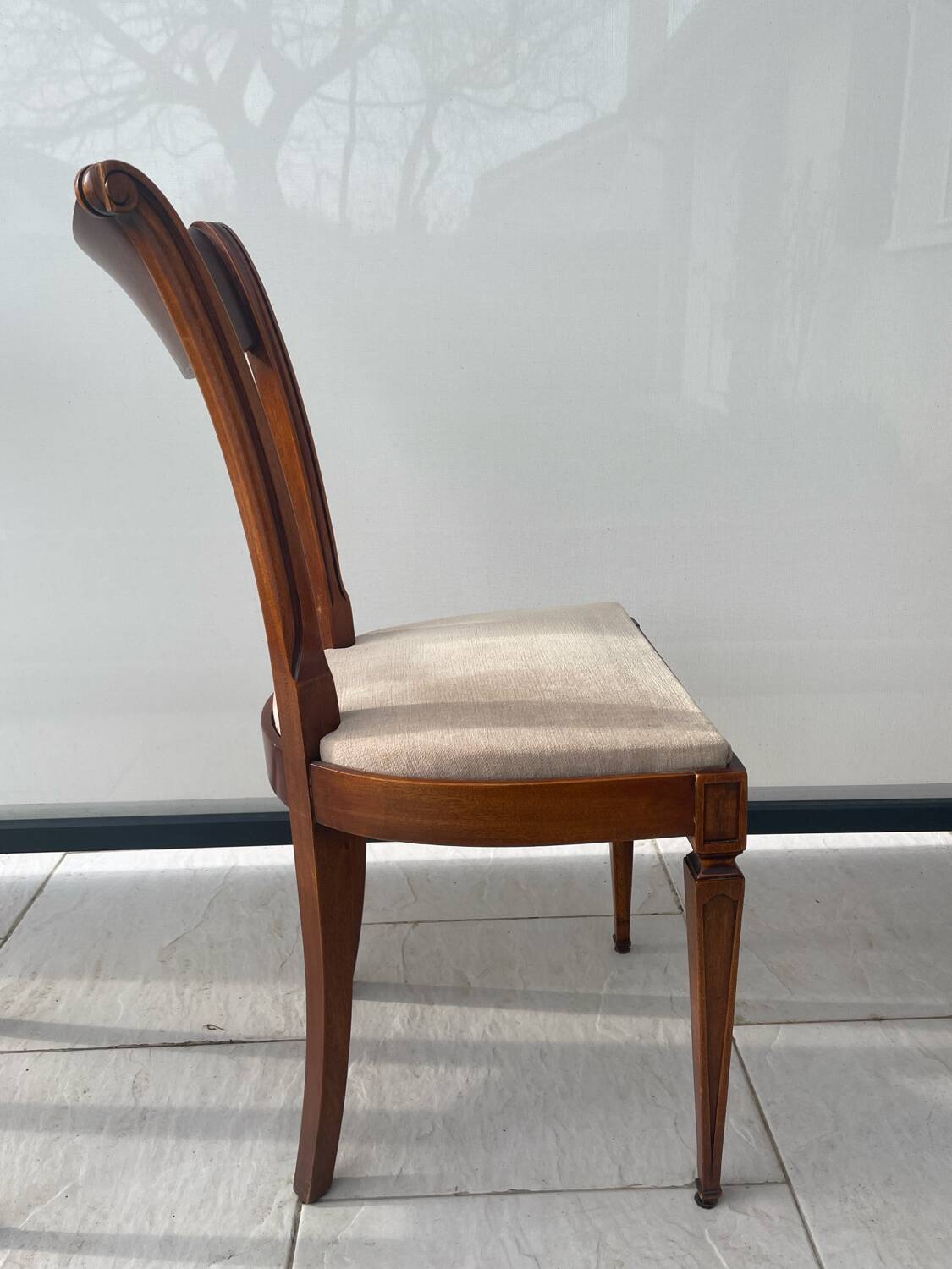 4 chaises Style Directoire en bois massif - Assise tissu crème