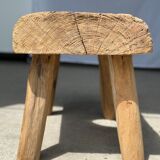 Side table in blond teak openwork tray