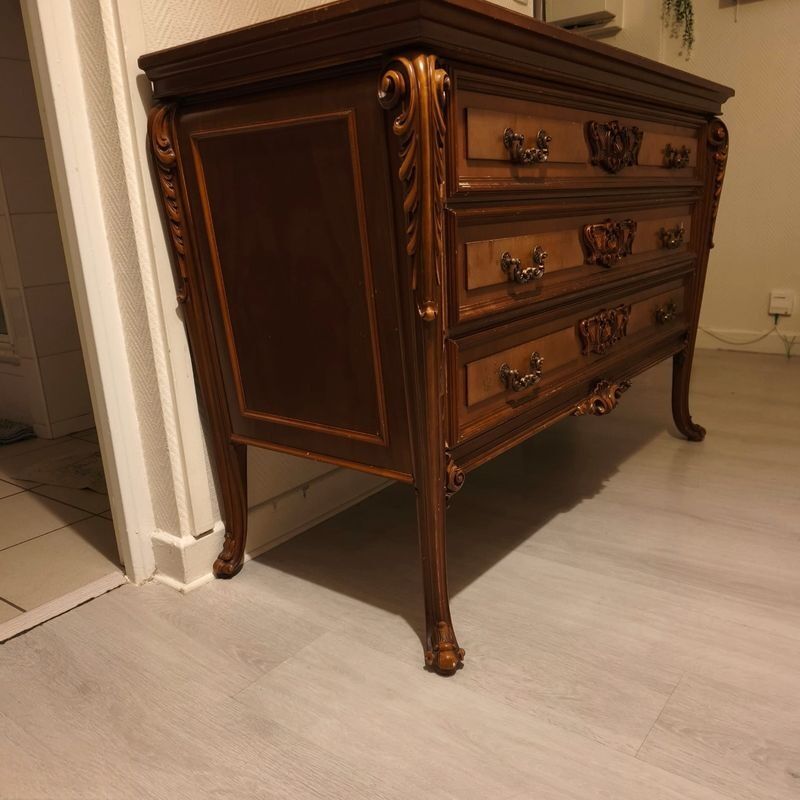 Commode
